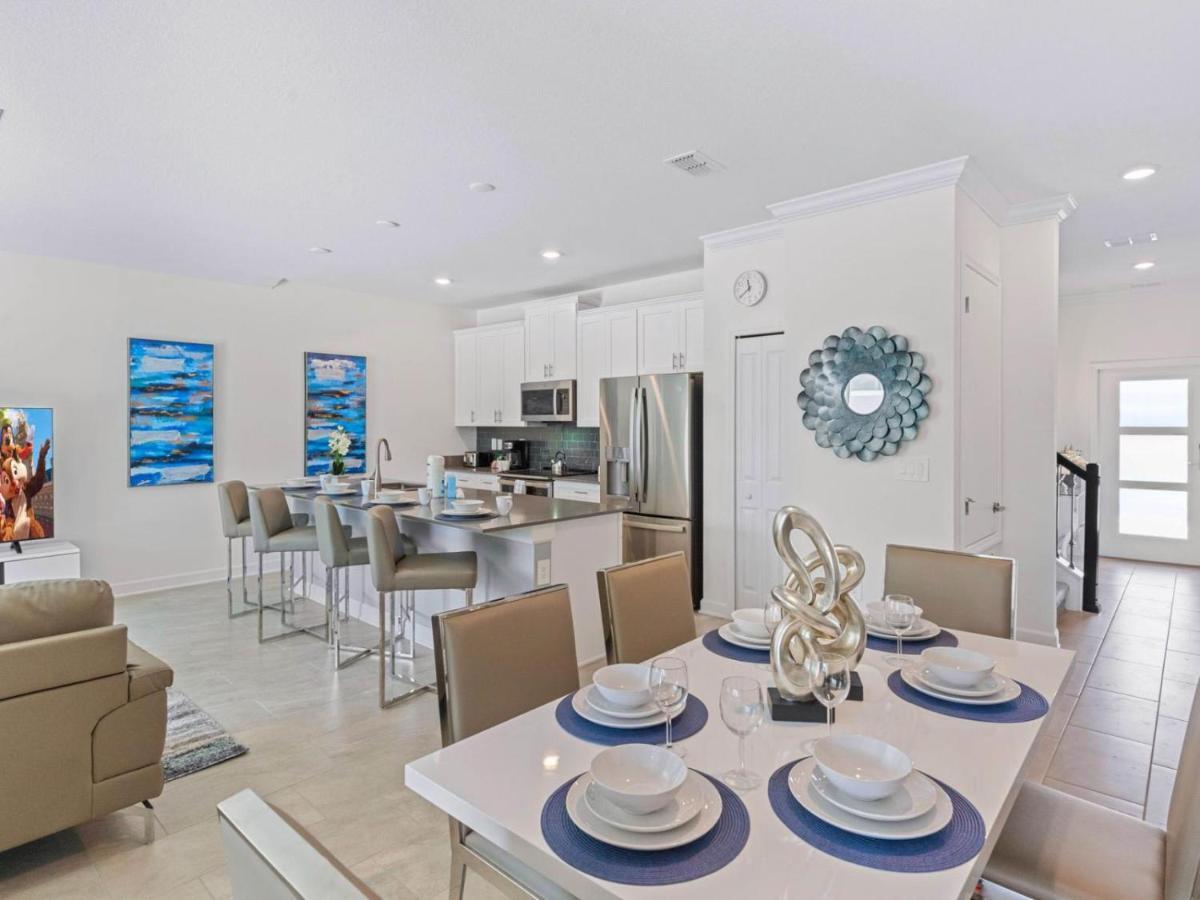 Gorgeous Condo Close To Disney W Private Pool Bbq - Themed Bedrooms Walk To Clubhouse Kissimmee Buitenkant foto
