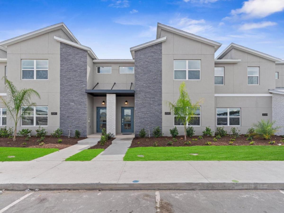Gorgeous Condo Close To Disney W Private Pool Bbq - Themed Bedrooms Walk To Clubhouse Kissimmee Buitenkant foto