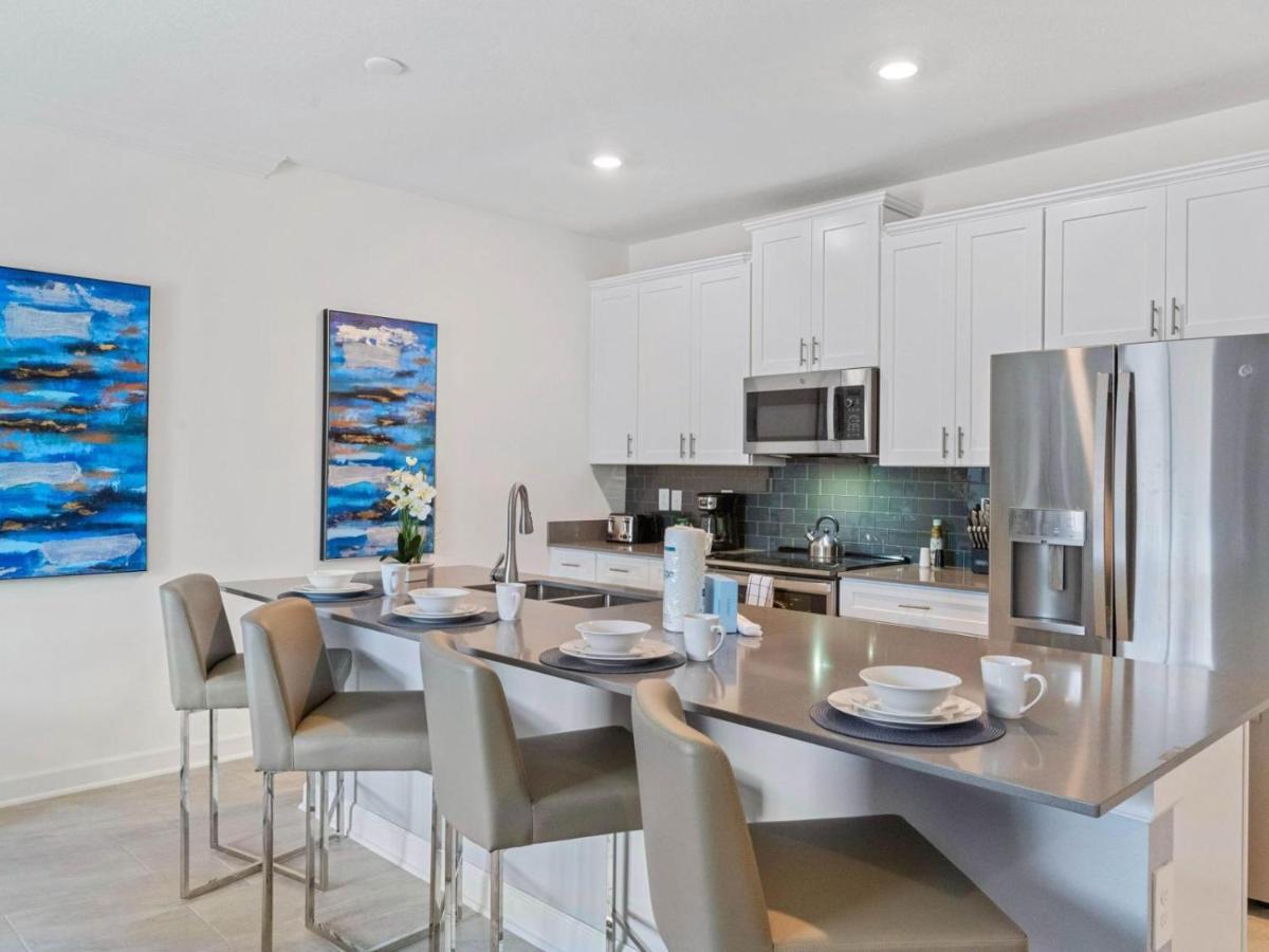 Gorgeous Condo Close To Disney W Private Pool Bbq - Themed Bedrooms Walk To Clubhouse Kissimmee Buitenkant foto